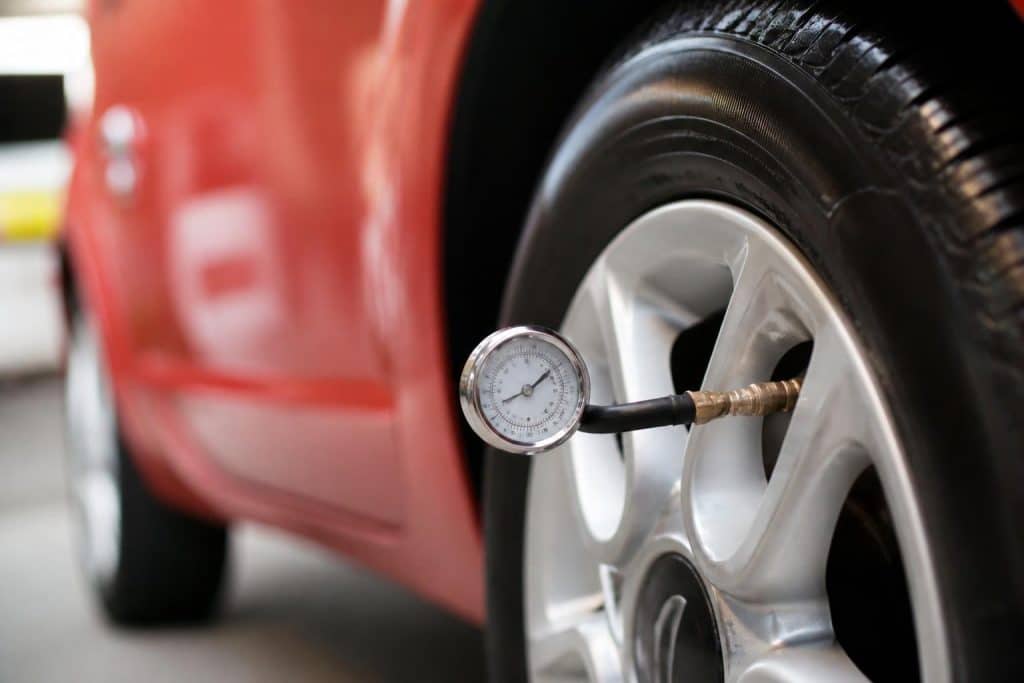 découvrez les recommandations et les valeurs idéales de pression des pneus pour votre fiat 500 afin d'assurer sécurité, confort et performance optimale.